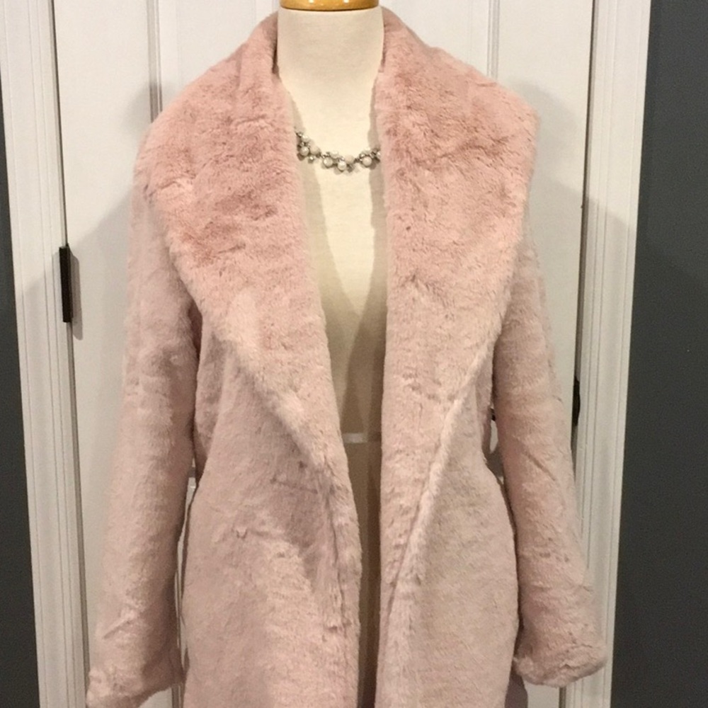 Blush Pink longline Faux Fur Coat. Only size 4!!! - Picture 5 of 8